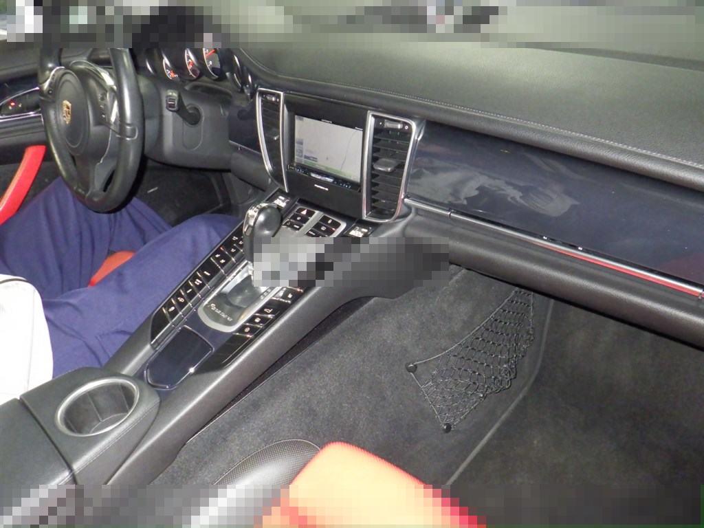 Porsche PANAMERA 2013 - Image 4