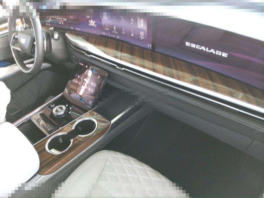 Cadillac ESCALADE 2025 - Image 4