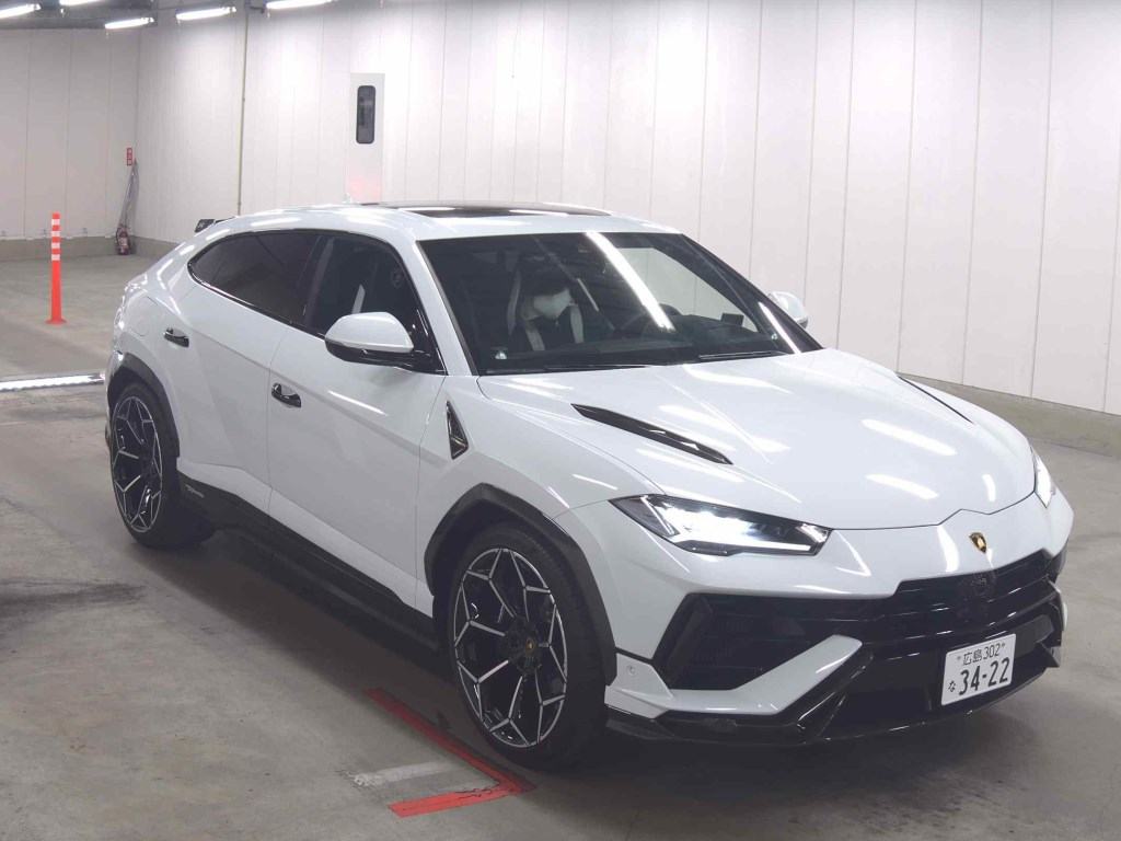 Lamborghini URUS 2025 - Image 1