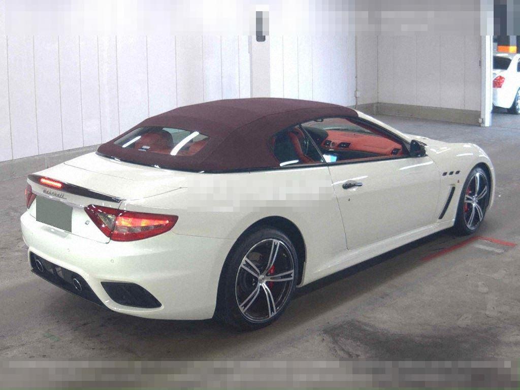 Maserati GRANCABRIO 2018 - Image 6
