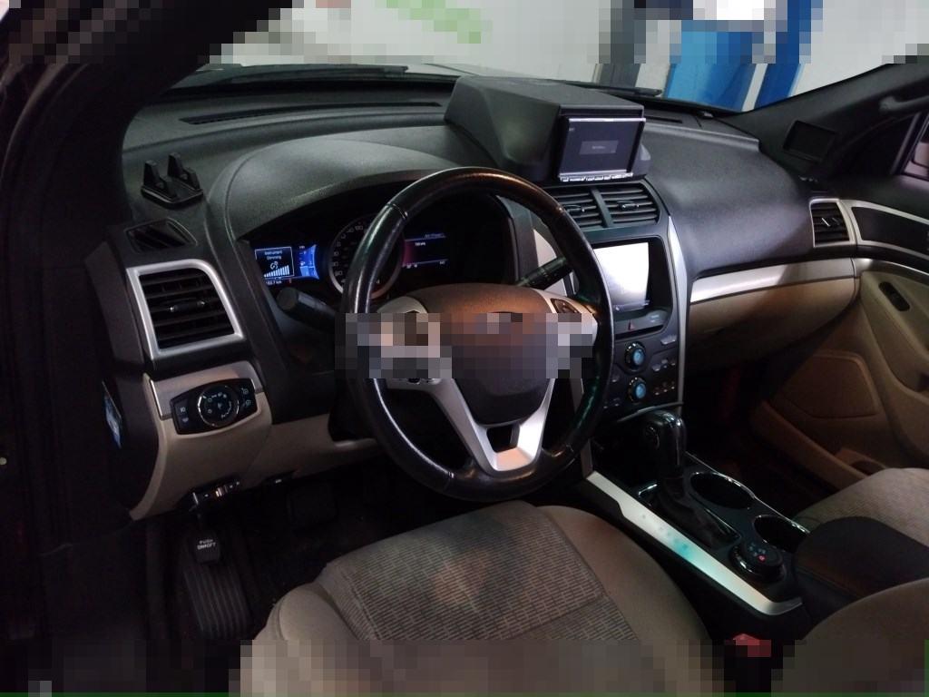 Ford Explorer 2012 - Image 4