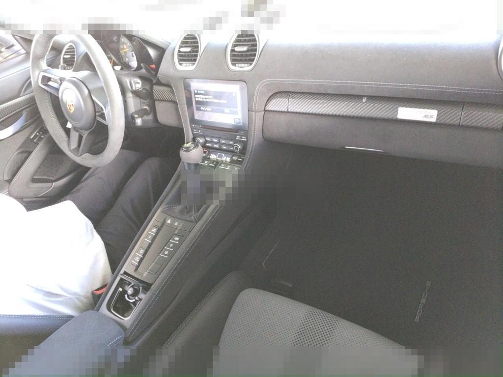 Porsche 718 CAYMAN 2023 - Image 4