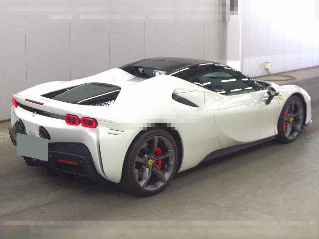 Ferrari SF90 SPIDER 2024 - Image 6