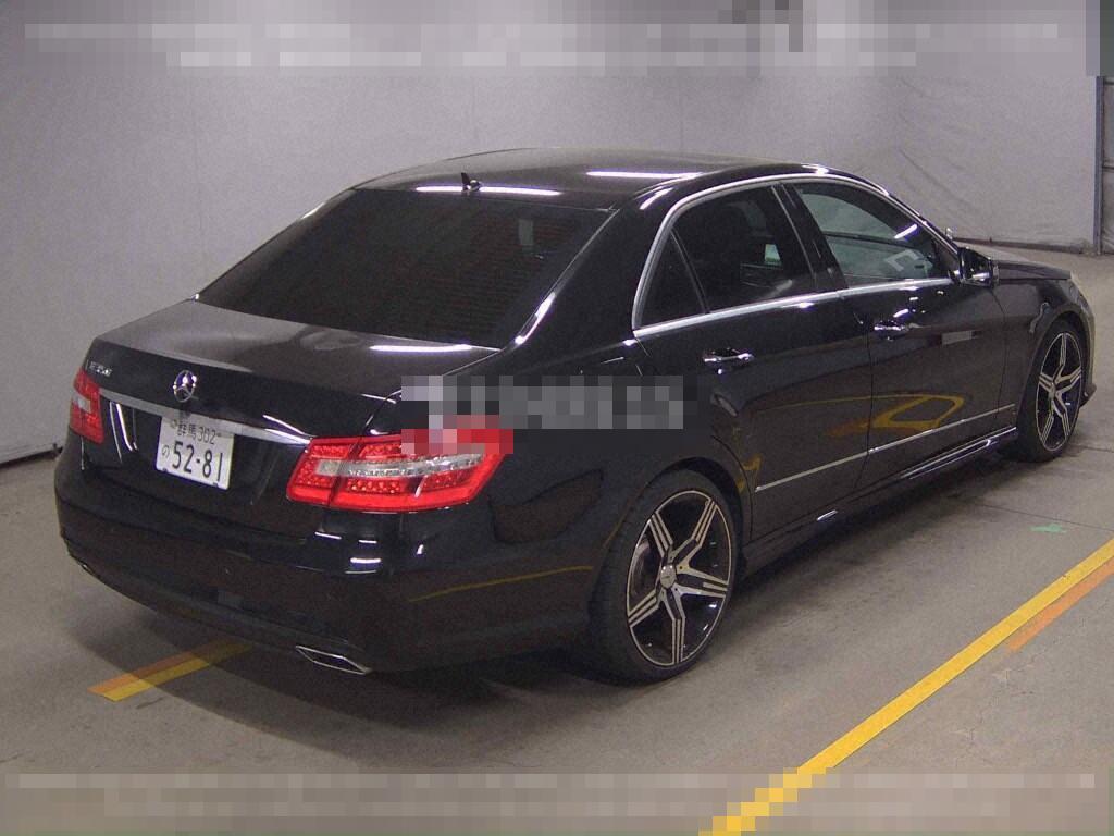Mercedes-Benz E-Class 2010 - Image 6