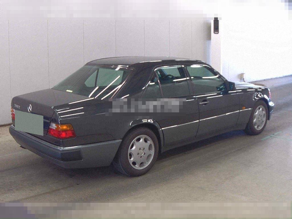 Mercedes-Benz Medium Class 1992 - Image 6