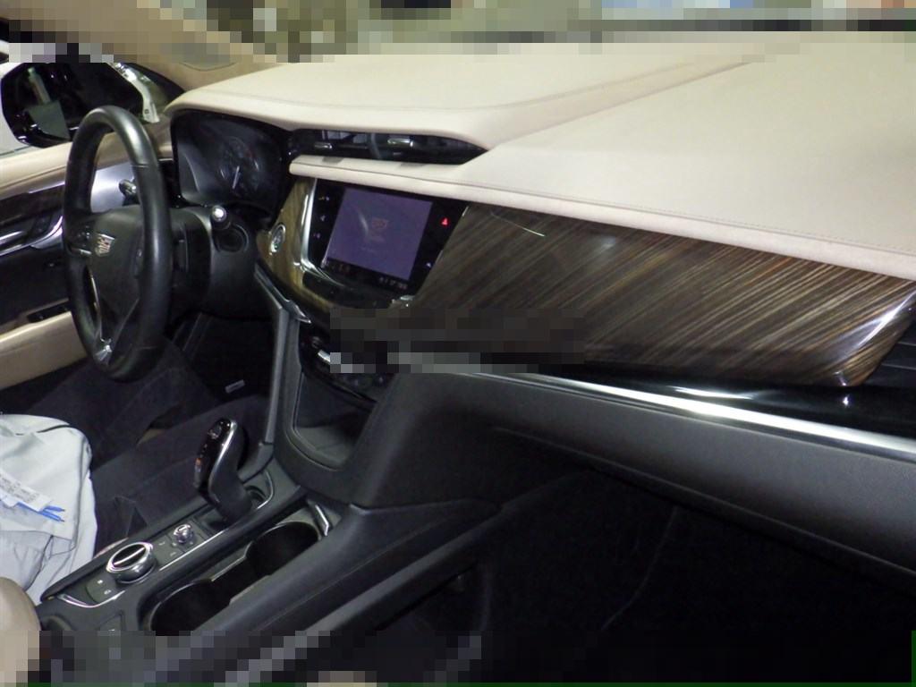 Cadillac XT6 2022 - Image 4