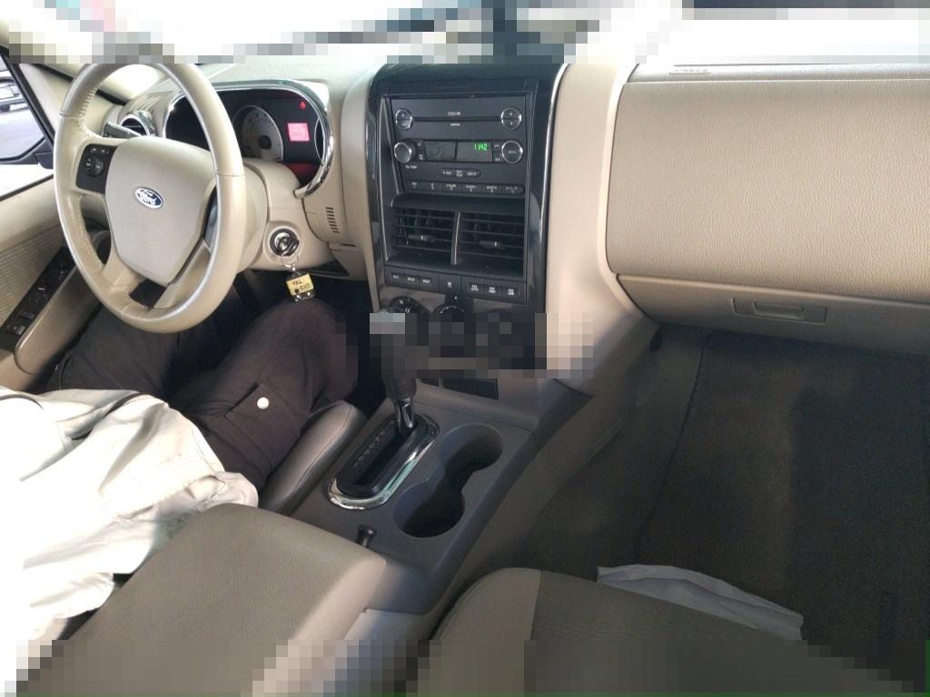 Ford Explorer 2006 - Image 4