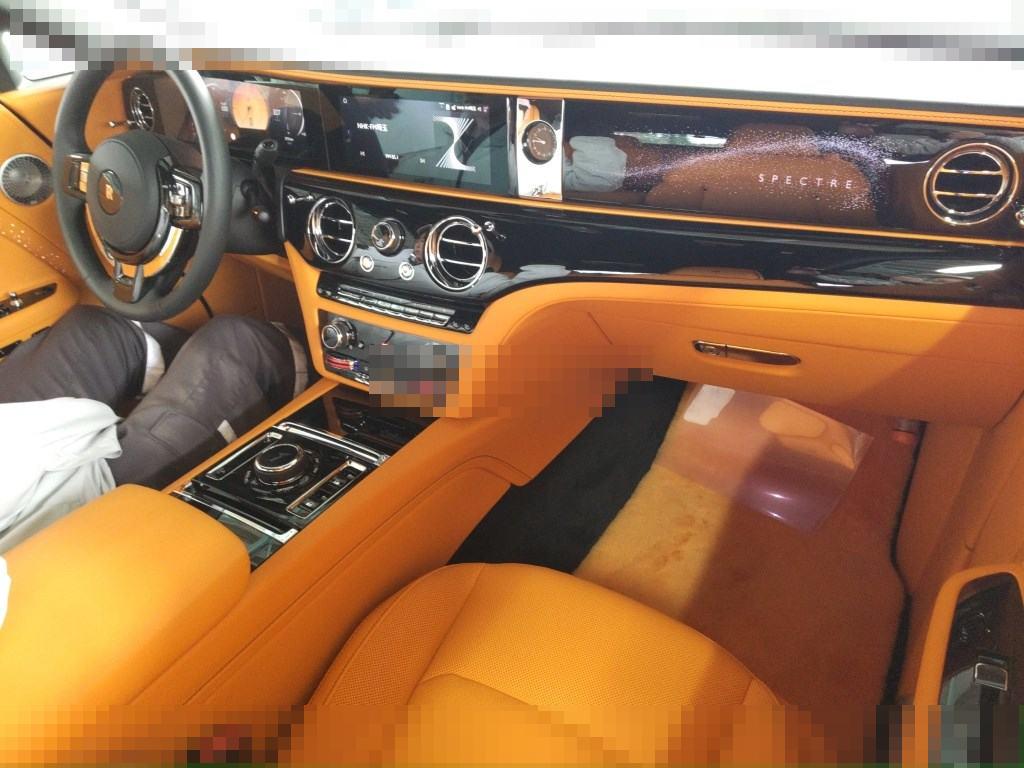 Rolls Royce SPECTRE 2025 - Image 4