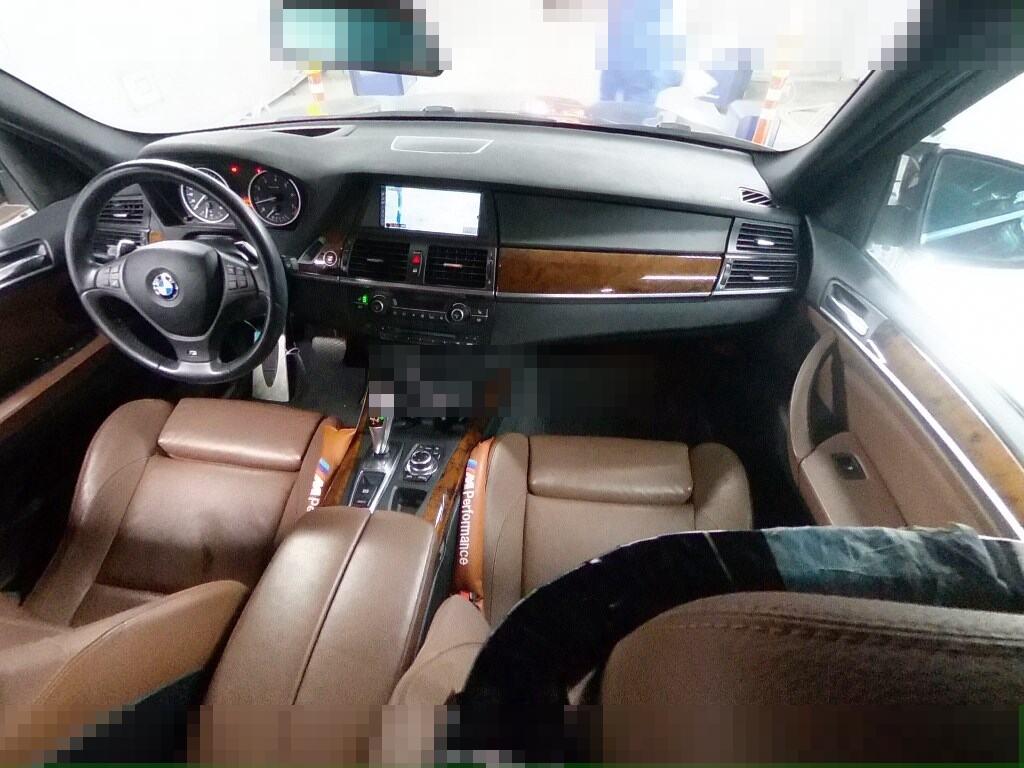 BMW X5 2011 - Image 4