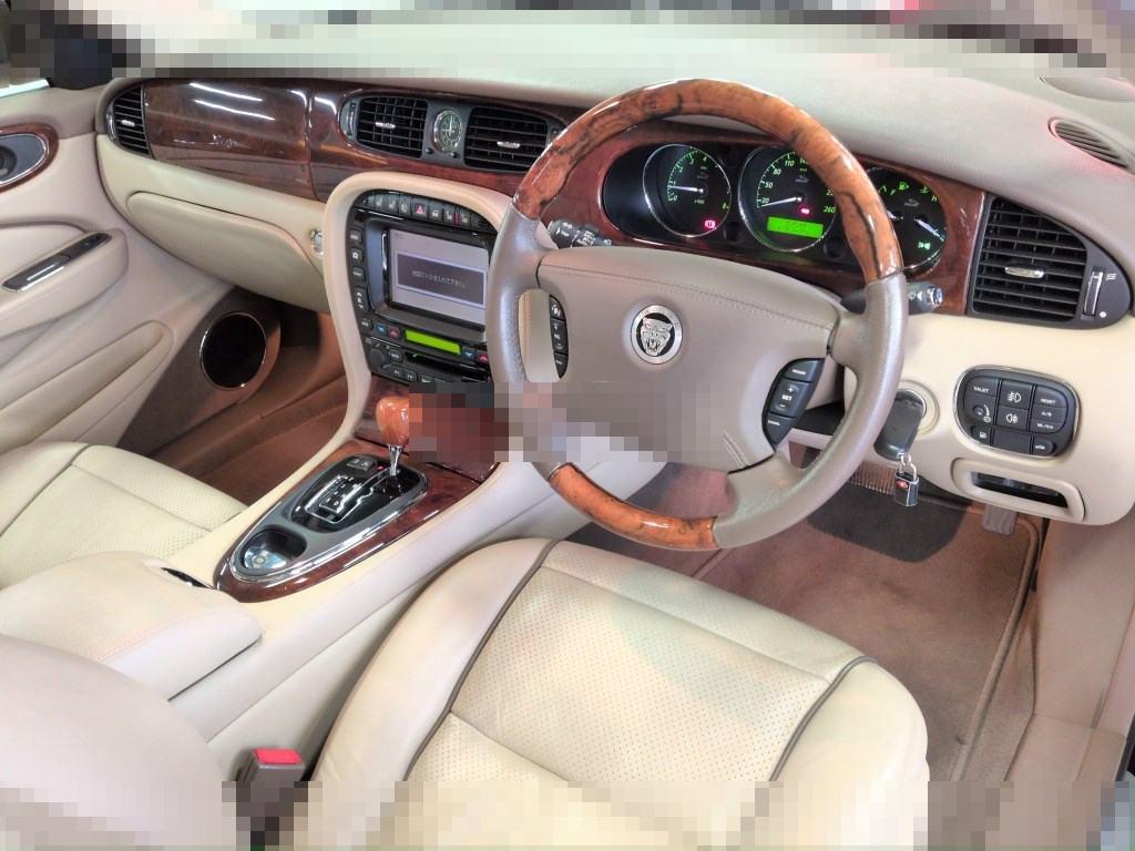 Jaguar XJ 2009 - Image 4