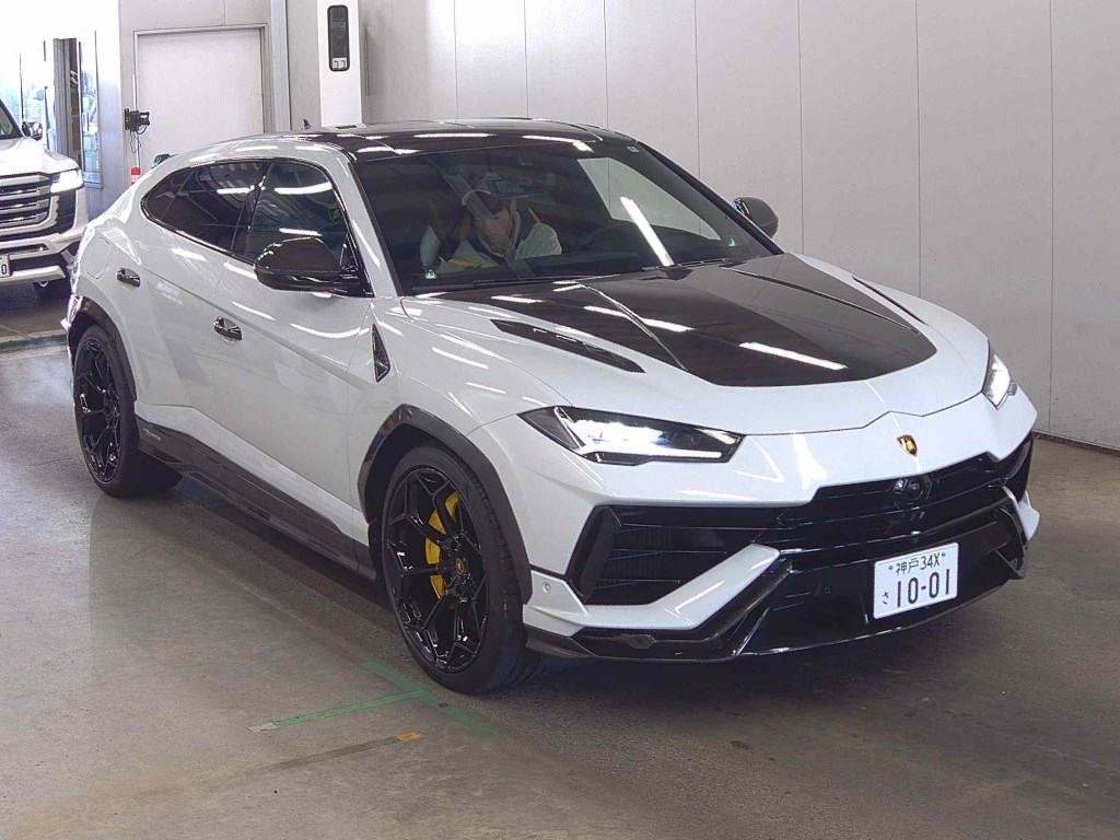 Lamborghini URUS 2024 - Image 2