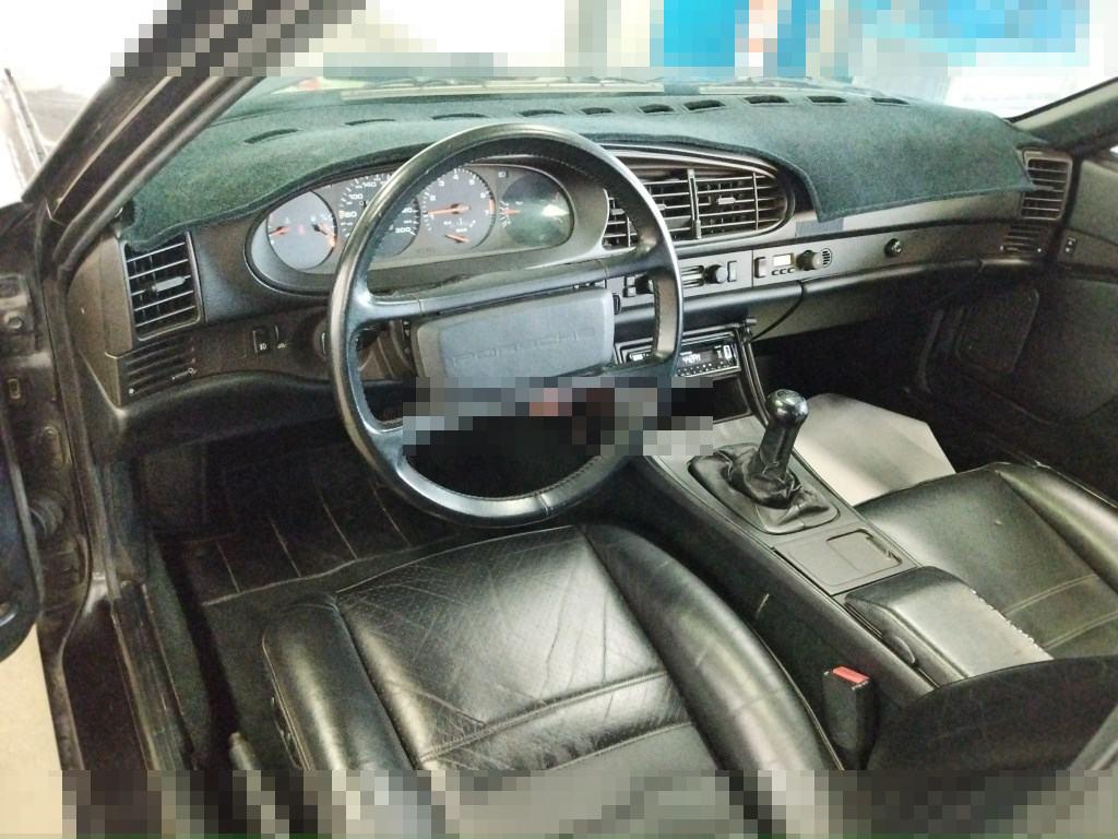Porsche 944 CP 1986 - Image 4
