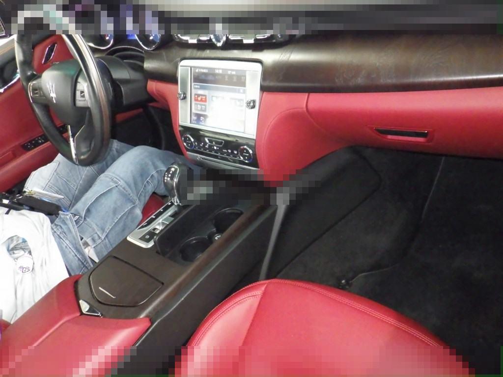 Maserati QUATTROPORTE 2015 - Image 4