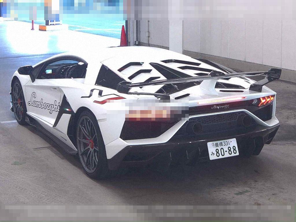 Lamborghini AVENTADOR CP 2019 - Image 3