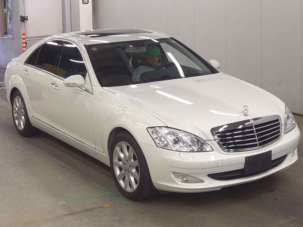 Mercedes-Benz S-Class 2008 - Image 1