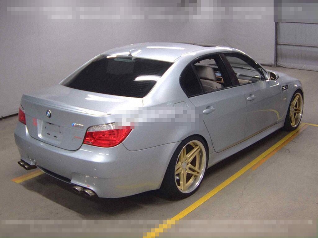 BMW M5 2008 - Image 6