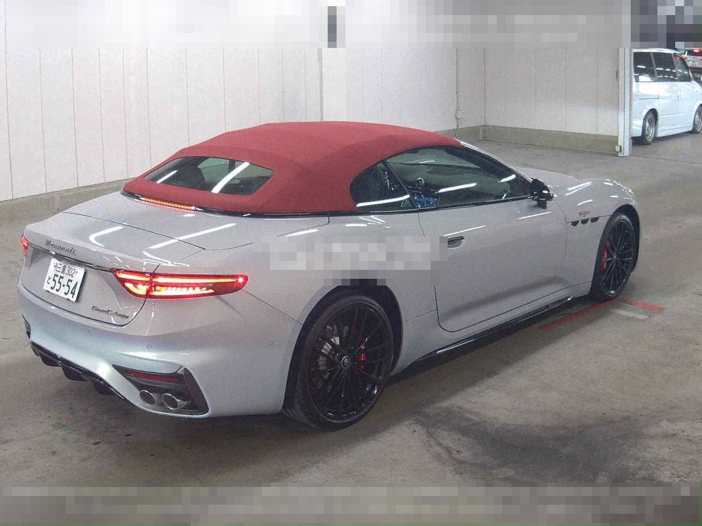 Maserati GRANCABRIO 2025 - Image 6