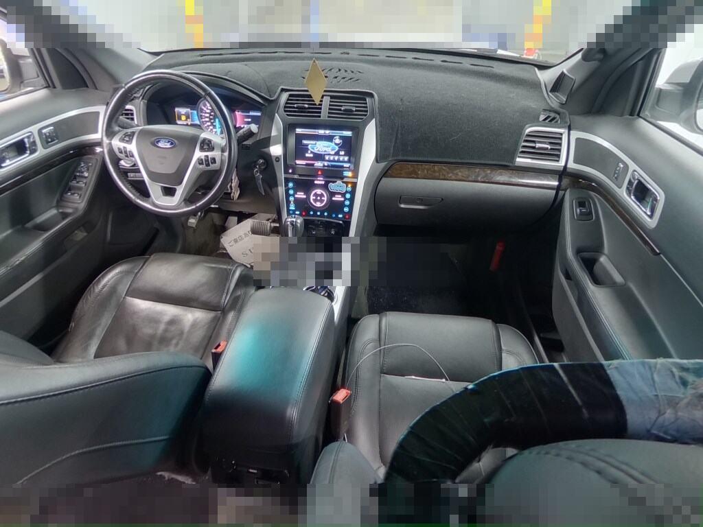 Ford Explorer 2015 - Image 4