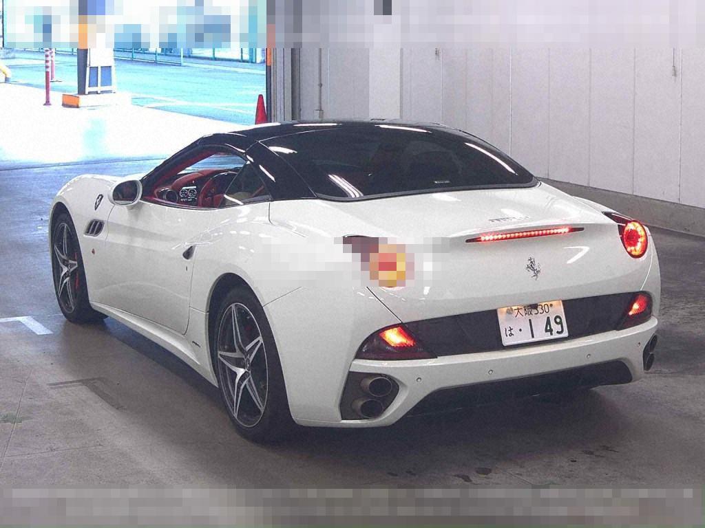 Ferrari CALIFORNIA 30 2013 - Image 3