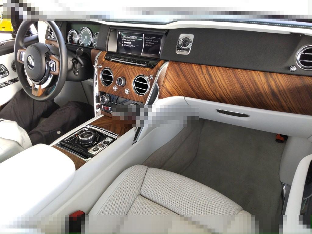Rolls Royce CULLINAN 2019 - Image 4