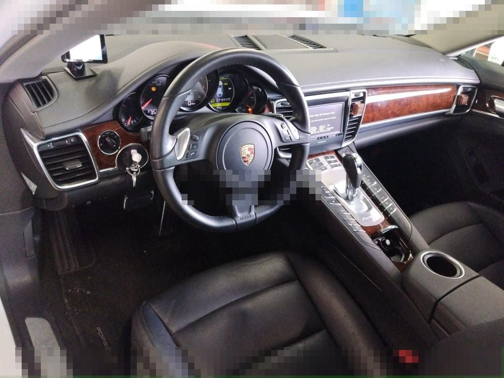 Porsche PANAMERA 2013 - Image 4