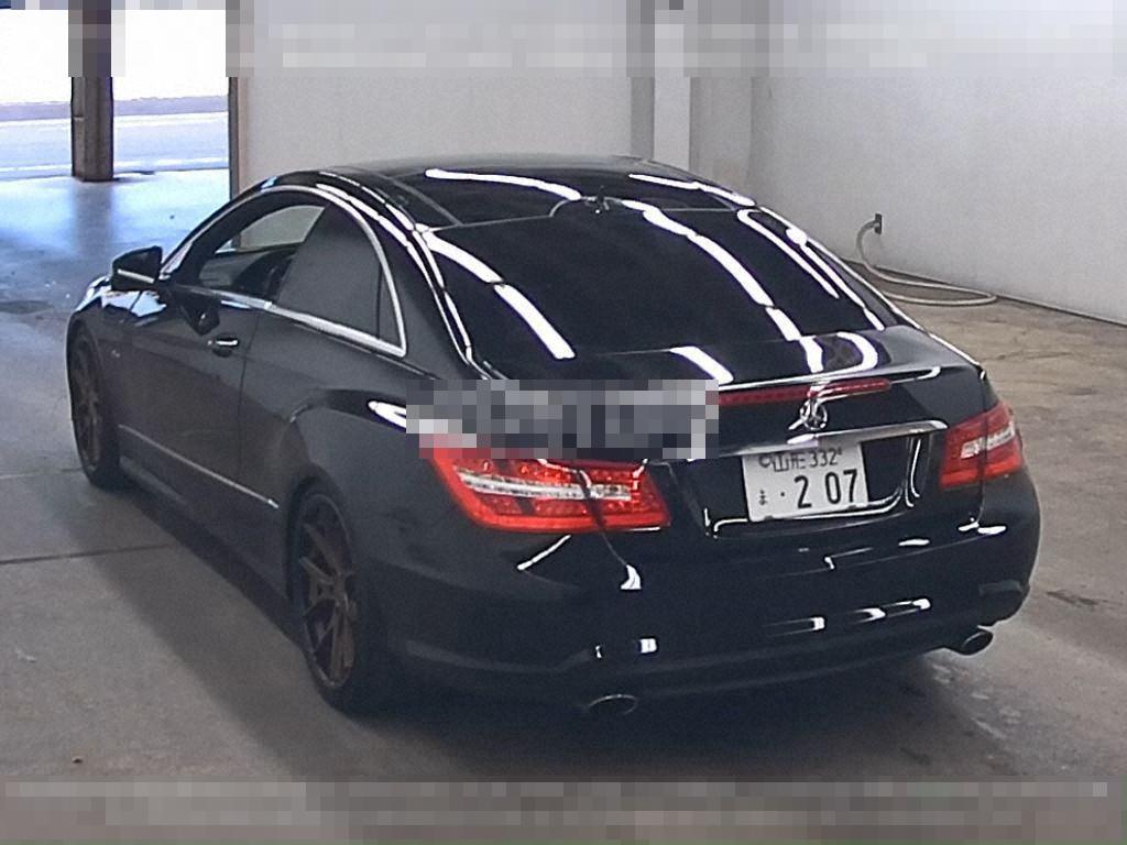 Mercedes-Benz E-Class 2011 - Image 3