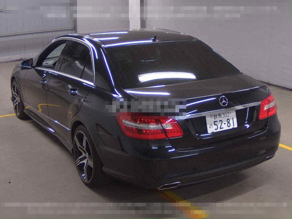 Mercedes-Benz E-Class 2010 - Image 3