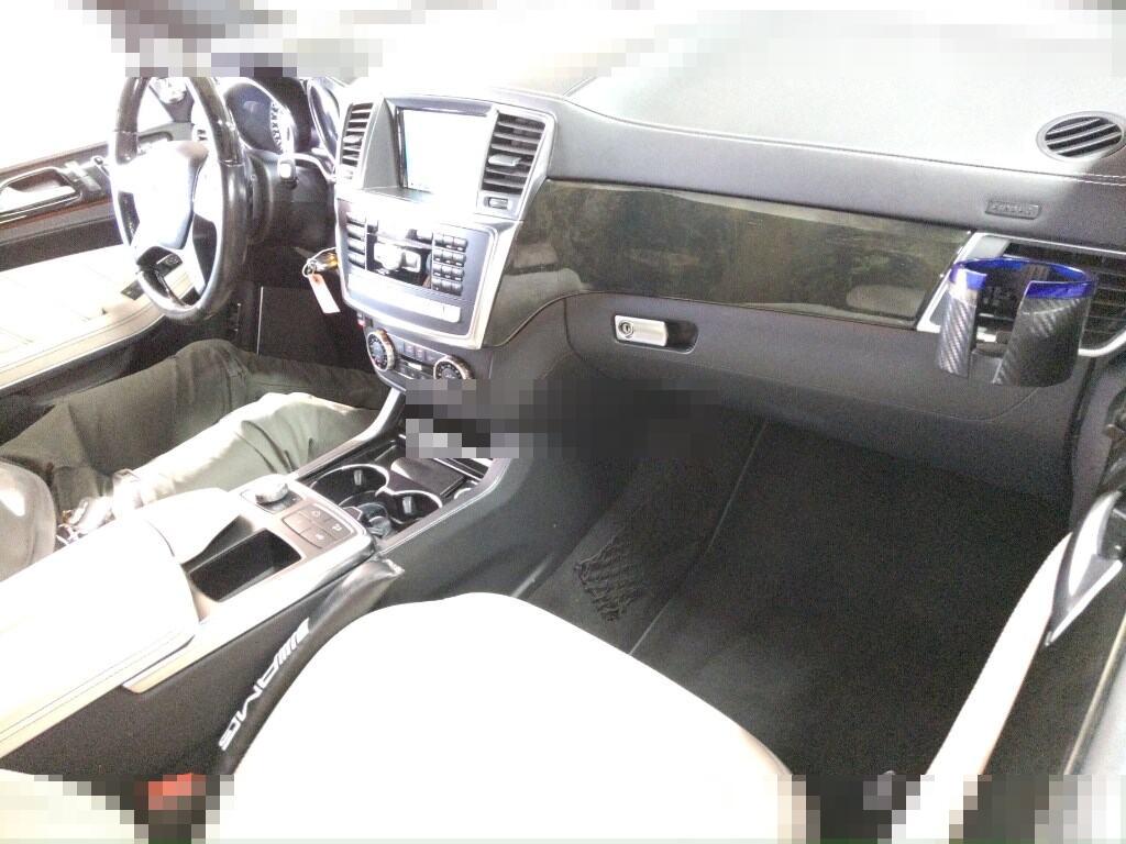 MERCEDES AMG GL-CLASS 2015 - Image 4