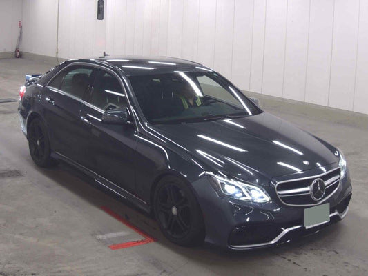 Mercedes-Benz E-Class 2013 - Image 1