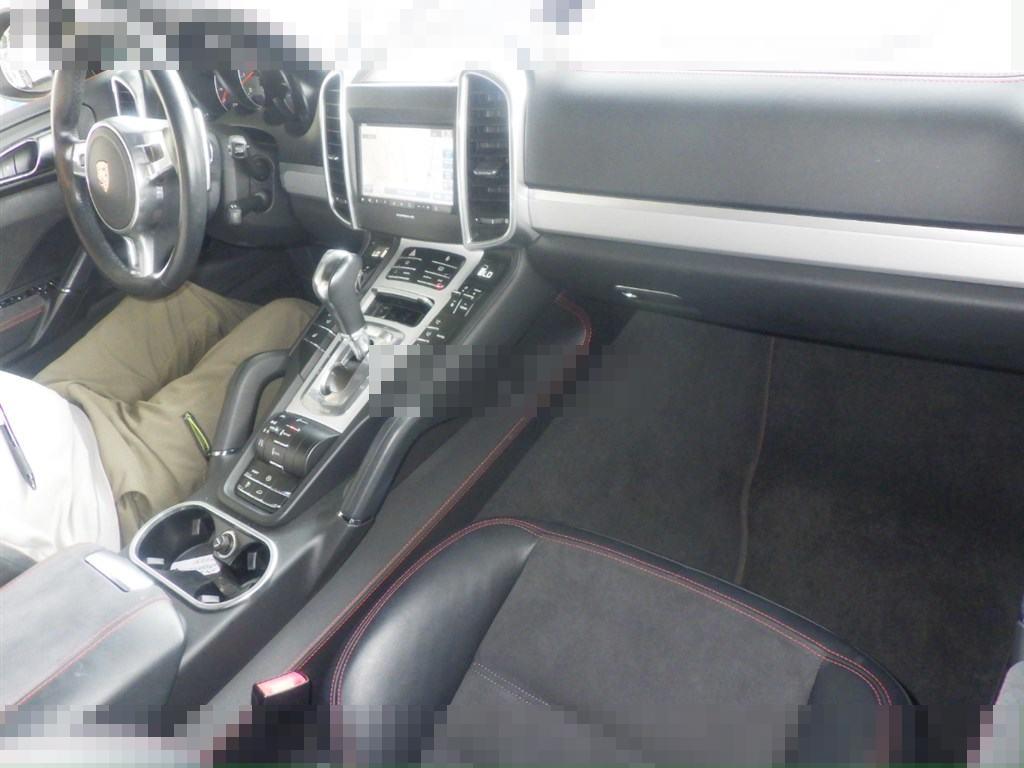 Porsche CAYENNE 2012 - Image 4