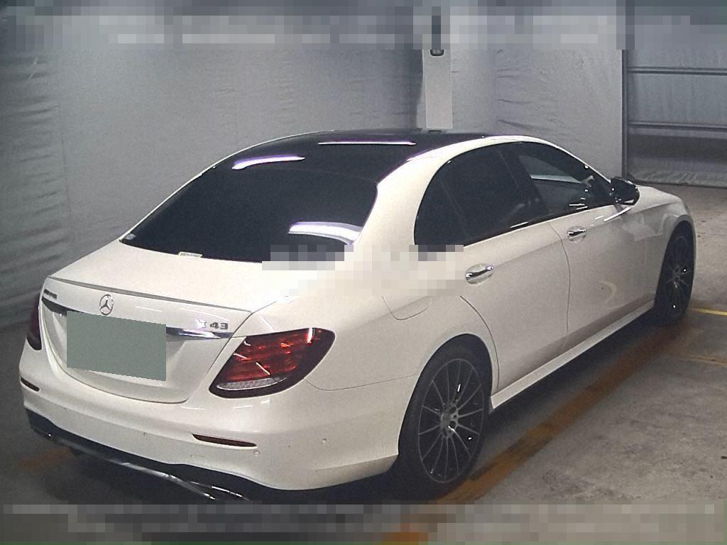 MERCEDES AMG E-CLASS 2016 - Image 6