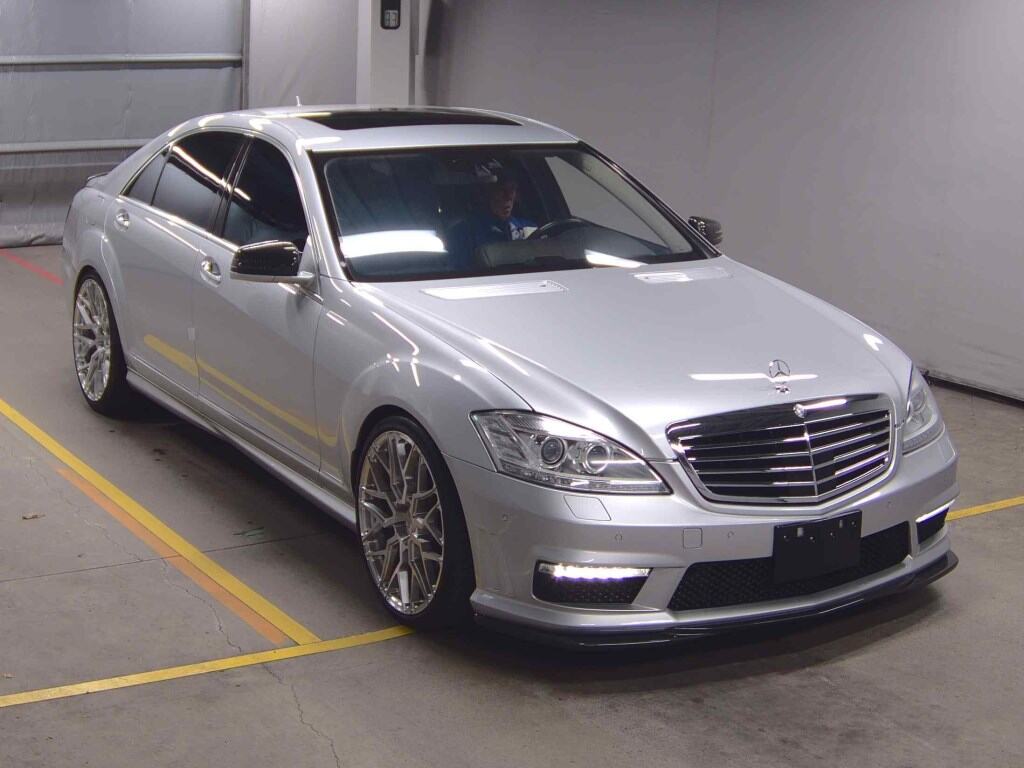 Mercedes-Benz S-Class 2013 - Image 1