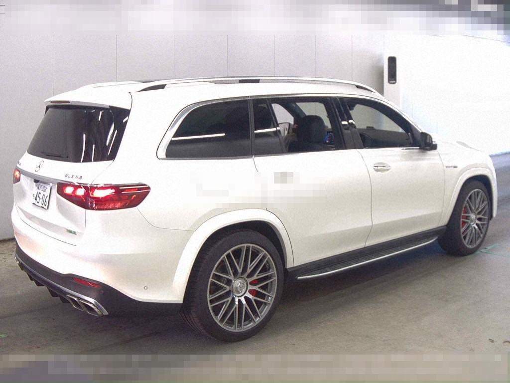 MERCEDES AMG GLS 2025 - Image 6