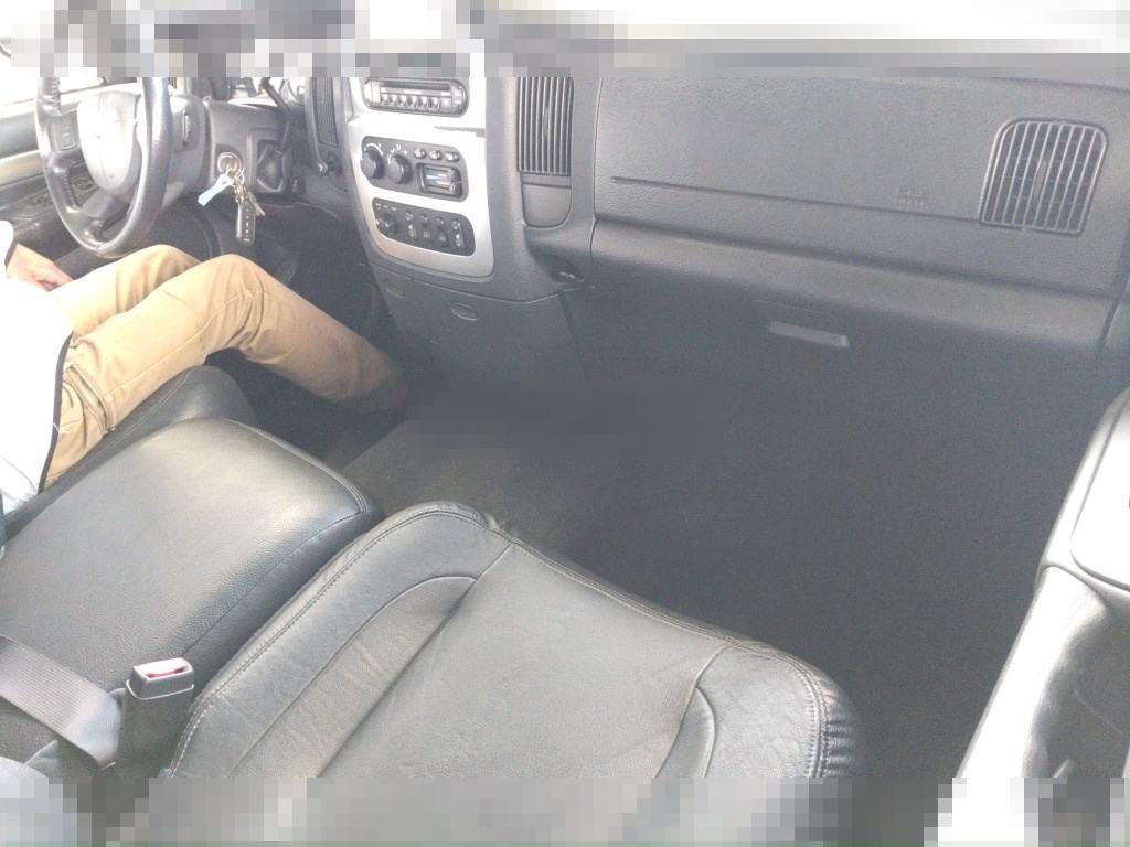 Dodge RAM 2004 - Image 4