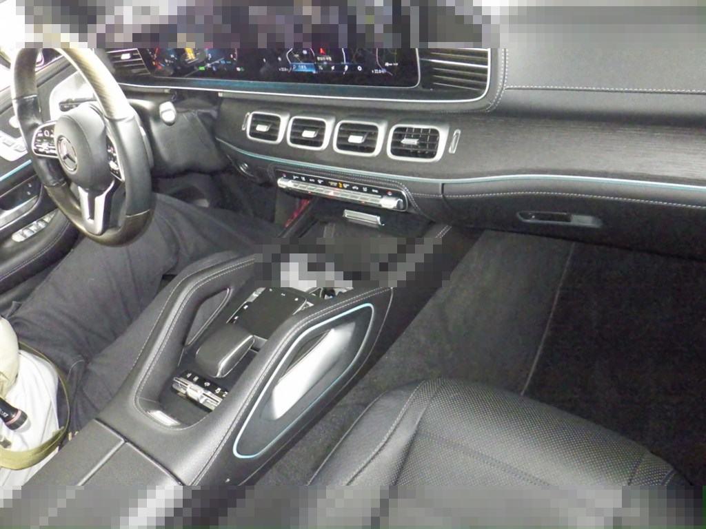 Mercedes-Benz GLS 2023 - Image 4