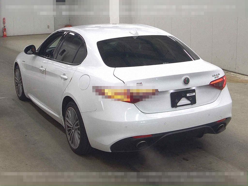 ALFA ROMEO GIULIA 2018 - Image 3