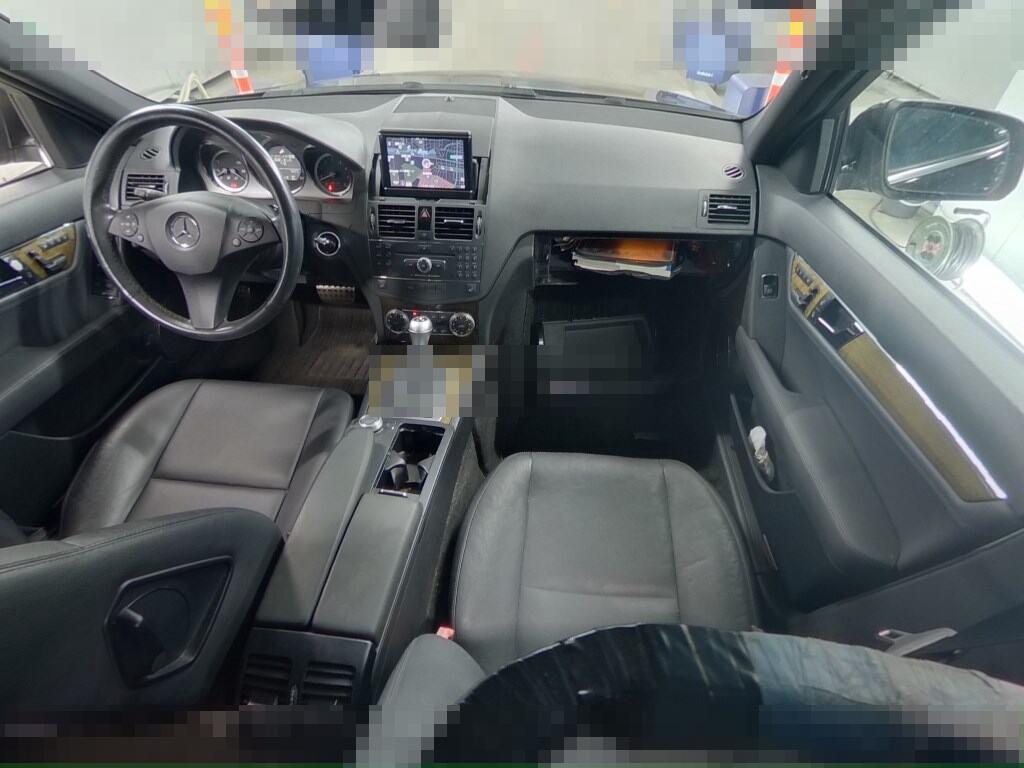 Mercedes-Benz C-Class 2008 - Image 4