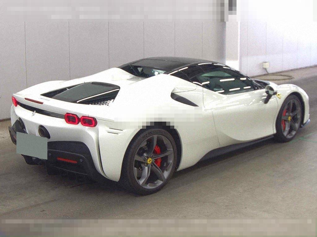 Ferrari SF90 SPIDER 2024 - Image 6