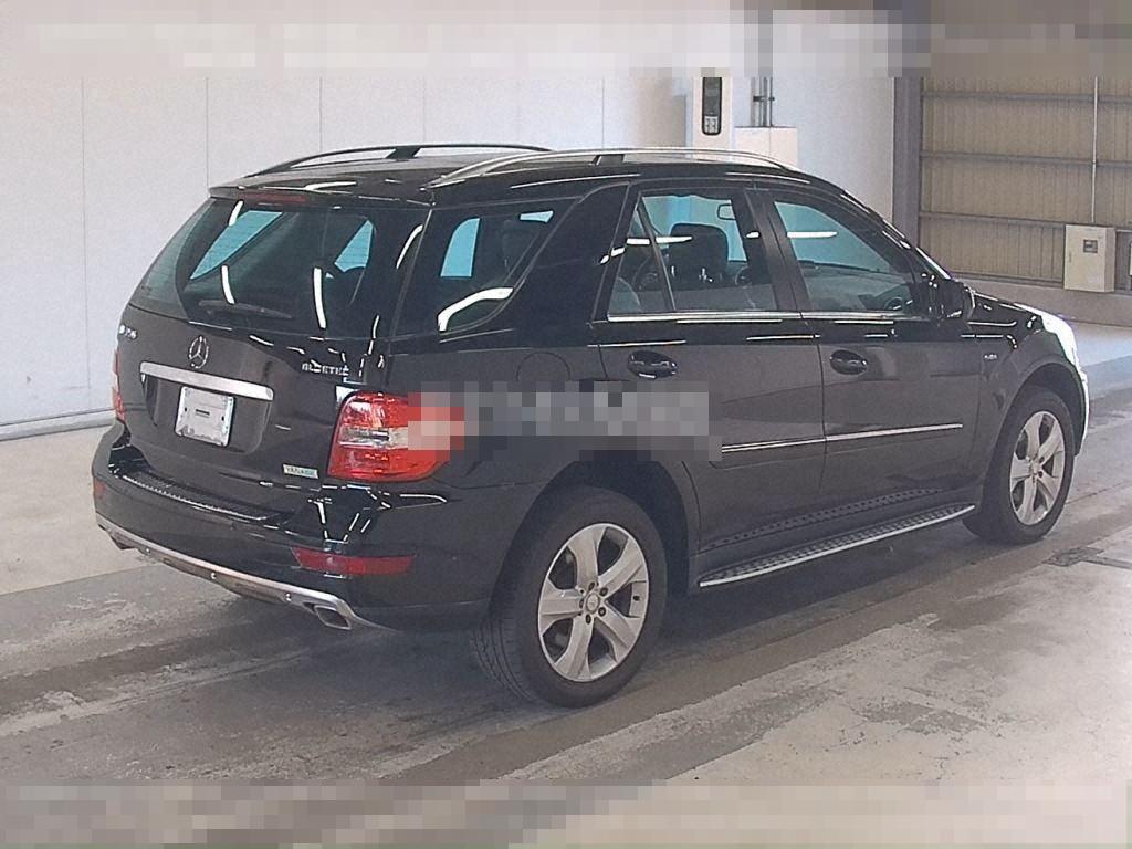 Mercedes-Benz M-CLASS 2010 - Image 6