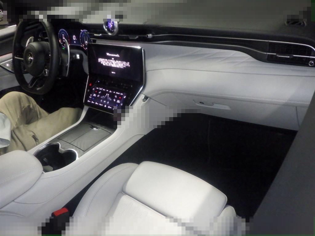 Maserati GRECALE 2023 - Image 4